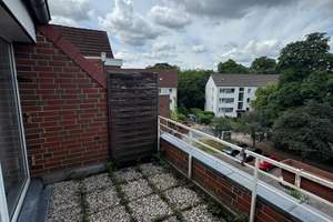 NUR MIT WOHNBERECHTIGUNGSSCHEIN ! 2 - Zimmer Dachgeschosswohnung mit Dachterrasse! – Prußweg 27, 30165 Hainholz, Hannover – Vorschaubild 12