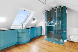 Schönes Düsseldorf. Exklusive Maisonette mit Dachterrasse, großartigem Blick & moderner Ausstattung – Die vollständige Adresse der Immobilie erhältst du vom Anbieter., 40545 Oberkassel, Düsseldorf – Vorschaubild 18