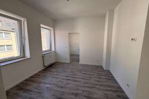 Studenten, Senioren und Berufspendler aufgepasst: 1- Zimmer-Hochparterrewohnung in Krefeld – Garnstraße 39, 47798 Stadtmitte, Krefeld – Vorschaubild 8