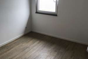 1.490 €, 105 m², 4 Zimmer – Hasselsstraße 24, 40597 Benrath, Düsseldorf – Vorschaubild 2