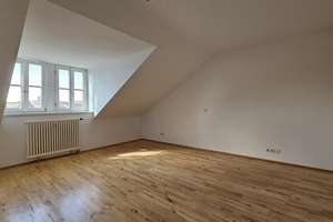 Schicke Dachgeschosswohnung in begehrter Wohnlage – Königstraße 11, 1097 Innere Neustadt, Dresden – Vorschaubild 7