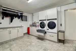 Luxuriöser Wohntraum! Anspruchvolles Stadthaus in attraktiver Lage am Friedensplatz! Voll möbliert! – Heilbronn – Vorschaubild 49