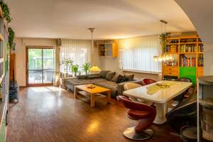 Viel Platz für den Alltag in diesem großzügigen Einfamilienhaus in Bad Dürrheim (mit optionaler ELW) – Die vollständige Adresse der Immobilie erhältst du vom Anbieter., 78073 Bad Dürrheim – Vorschaubild 2