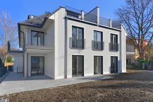NEUBAU !! Barierrefreie 2-Zimmerwohnung im 1. Obergeschoss mit Balkon – Die vollständige Adresse der Immobilie erhältst du vom Anbieter., 81827 Waldtrudering, München – Vorschaubild 2