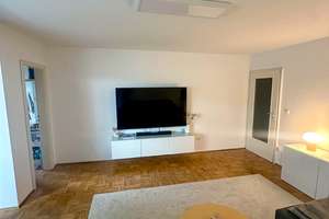 Bezugsfreie 2-Zimmer-Wohnung mit renoviertem Balkon & Fenster in Berg am Laim - provisionsfrei – Dornbergstraße 37, 81673 Echarding, München – Vorschaubild 7