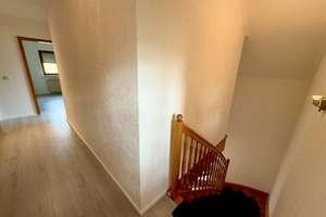 LEERSTAND! Freistehendes Einfamilien Traumhaus mit Garten in TOP Lage! – Im Langsee 10A, 65428 Rüsselsheim am Main – Vorschaubild 16