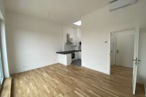 Unmöbliert & voller Möglichkeiten - 2 Zimmer mit Klimaanlage, Dachterrasse und EBK – Carl-Spindler-Str. 15, 12555 Köpenick, Berlin – Vorschaubild 3