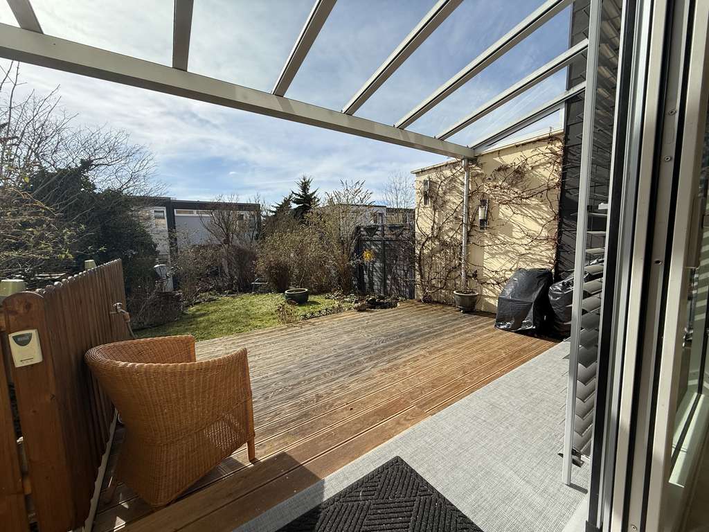 Tolles Einfamilienhaus mit Garten und Garage im Wohngebiet Mittelrain