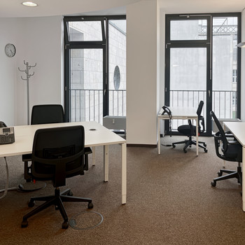 Privater Büroraum für 5 Person in Regus Königstraße