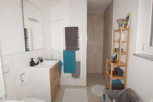 Neuwertige 2 Zimmer-Penthouse-Wohnung mit großer Dachterrasse – Die vollständige Adresse der Immobilie erhältst du vom Anbieter., 94315 Kernstadt, Straubing – Vorschaubild 8