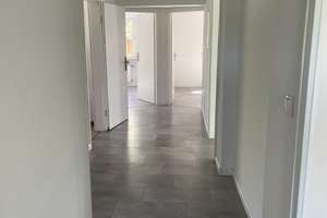 Wohnen mit Charakter: 4-Zimmer-Wohnung in Nürnberg aber  im Grünen – Die vollständige Adresse der Immobilie erhältst du vom Anbieter., 90453 Krottenbach, Mühlhof, Nürnberg – Vorschaubild 3