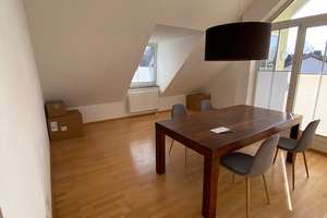 gemütliche DG-Wohnung mit sonniger Loggia und zusätzlichem Balkon – Agathenstraße 25, 81827 Waldtrudering, München – Vorschaubild 4