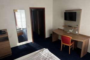 Property thumbnail 3