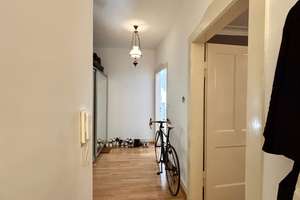 Charmante 2-Zimmer-Altbauwohnung in begehrter Lage von Stuttgart-West – 70197 Vogelsang, Stuttgart – Vorschaubild 4