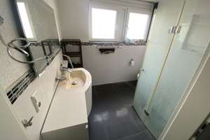 Haus zentral in Neu-Ulm (WG-Möglich oder Mitarbeiterunterkunft) – Die vollständige Adresse der Immobilie erhältst du vom Anbieter., 89231 Neu-Ulm – Vorschaubild 5