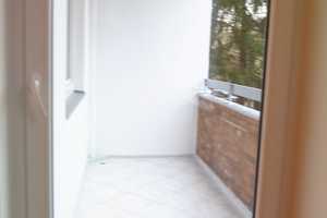 Wunderschöne Wohnung mit großem Balkon in Südausrichtung * EBK – Klemkestraße  76, 13409 Berlin – Vorschaubild 4