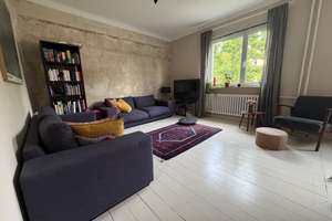 bis Juli 27 befristet, möbliertes Einfamilienhaus mit 5 Zimmern in Berlin Lichterfelde – Die vollständige Adresse der Immobilie erhältst du vom Anbieter., 14167 Lichterfelde, Berlin – Vorschaubild 2