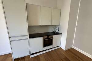 Modernisierte Altbauwohnung mit Balkon im Herzen von Charlottenburg: Stilvolles Wohnen! – Die vollständige Adresse der Immobilie erhältst du vom Anbieter., 10585 Charlottenburg, Berlin – Vorschaubild 5