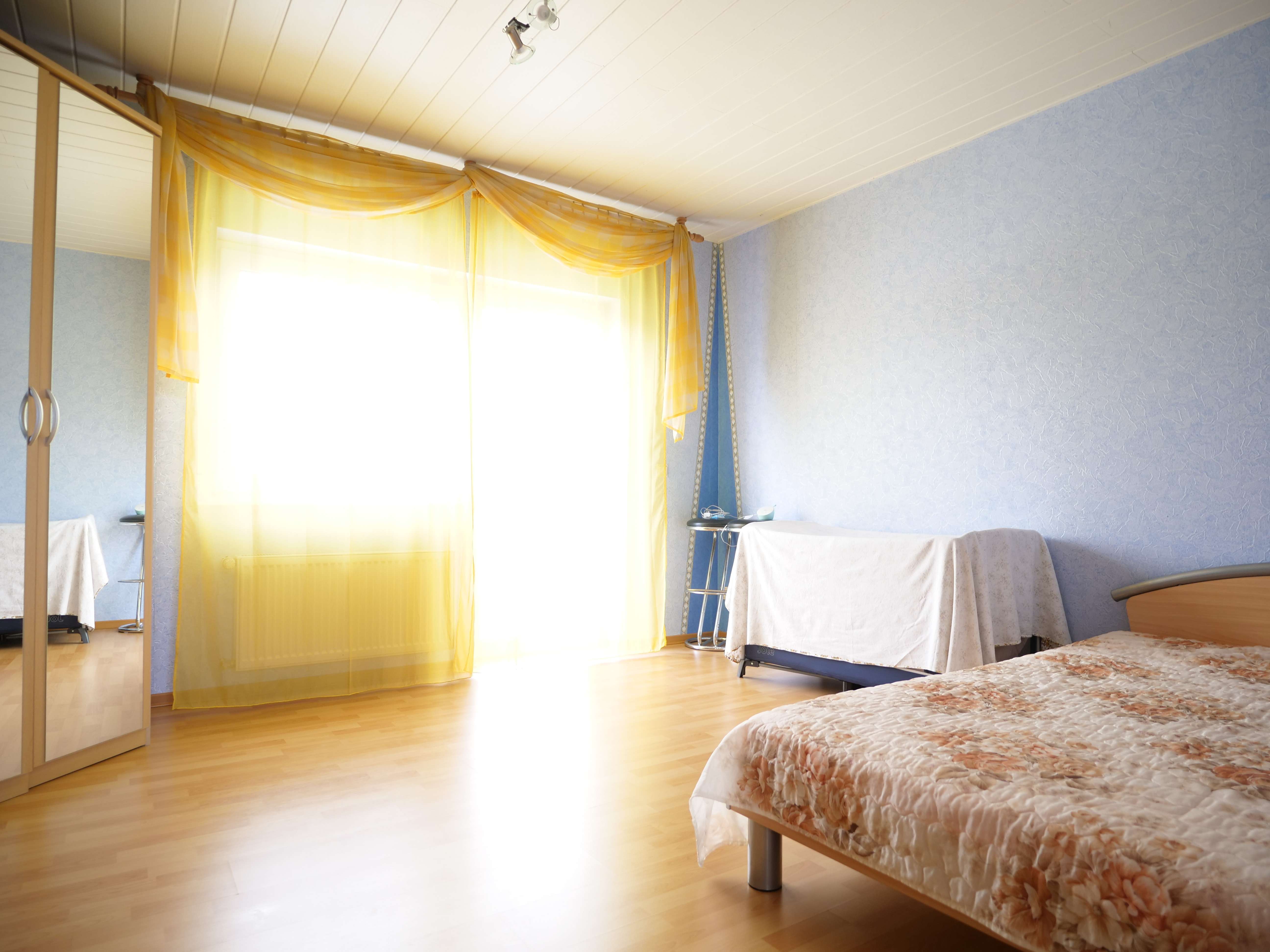 Immobilie in Hahnheim - Charmante DHH mit Garten, Doppelgarage und viel Platz für die ganze Familie! - Bild 13