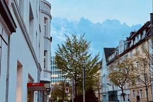 Nachmieter ges: helle 2-Zi-DG-Wohnung Medienhafen/ Rheinlage ca. 300m – Die vollständige Adresse der Immobilie erhältst du vom Anbieter., 40219 Unterbilk, Düsseldorf – Vorschaubild 7