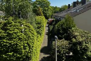 BONN-HEIDERHOF, Reihenhaus in toller Lage, 6 Zi., ca. 130 m² WNfl, Garten, Garage Keller 282 m² Grst – Die vollständige Adresse der Immobilie erhältst du vom Anbieter., 53177 Heiderhof, Bonn – Vorschaubild 37