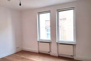 Stuttgart- Süd - Große 3 Zimmer Altbau-Wohnung mit Balkon – Die vollständige Adresse der Immobilie erhältst du vom Anbieter., 70199 Heslach, Stuttgart – Vorschaubild 8