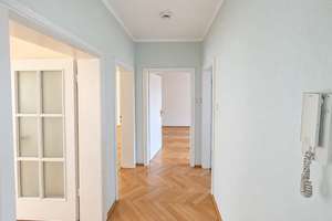 Wunderschöne Altbau-Wohnung mit Balkon, Parkett, hohen Decken zur Eigennutzung oder Anlage – 40239 Mörsenbroich, Düsseldorf – Vorschaubild 13