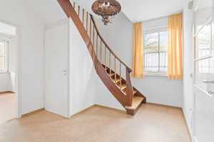 Einfamilienhaus mit großem Garten und Entwicklungspotenzial – Stuttgart – Vorschaubild 5