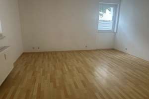 Stilvolle, 2-Zimmer-EG-Wohnung mit EBK in Köln