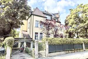 Villa in Altbogenhausen – Struktur und Eleganz – Die vollständige Adresse der Immobilie erhältst du vom Anbieter., 80939 Altbogenhausen, München – Vorschaubild 1