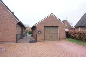 Gepflegtes Zweifamilienhaus mit viel Platz
- keine Käuferprovision - – Wittmund (Kreis) – Vorschaubild 3