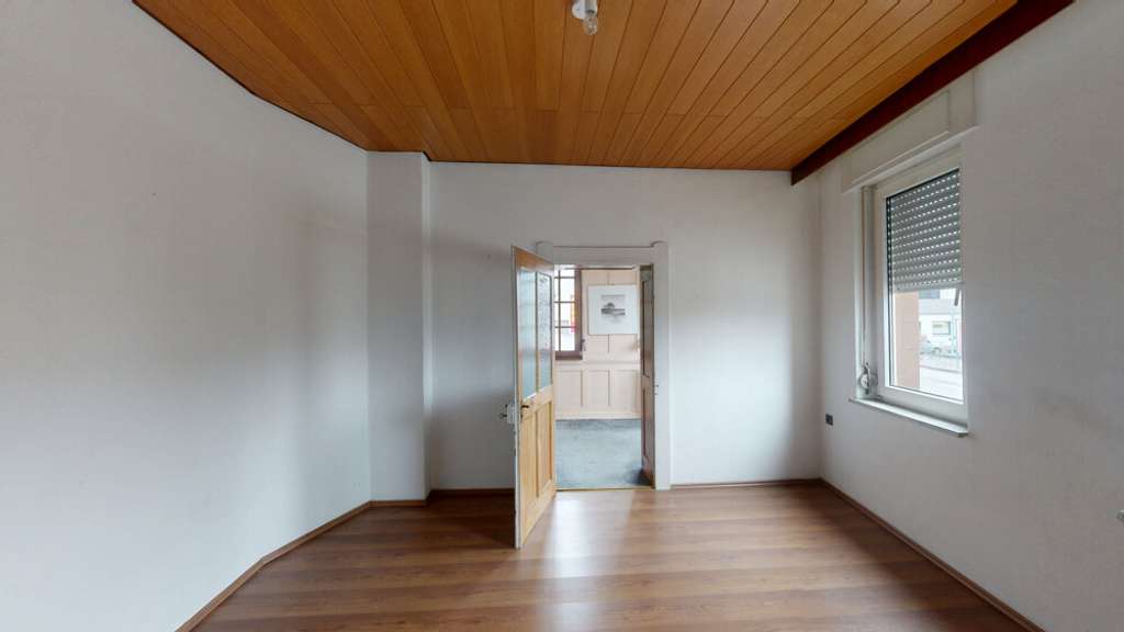 Immobilie in Landau in der Pfalz - Charmante 3-Zimmer-Erdgeschosswohnung mit Veranda in zentraler Lage von Landau - Bild 3