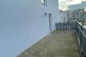 Geräumige und sanierte 2-Zimmer-Wohnung mit Balkon und Einbauküche in Reutlingen – Lindachstraße 26, 72764 Reutlingen-Mitte, Reutlingen – Vorschaubild 8