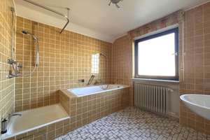 Großzügiges Zweifamilienhaus mit Garten und Doppelgarage in ruhiger Lage – Die vollständige Adresse der Immobilie erhältst du vom Anbieter., 72813 Sankt Johann – Vorschaubild 18