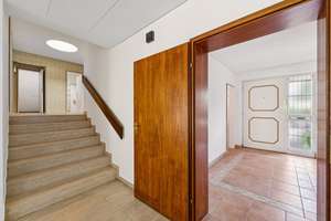 Exklusives Refugium: großzügiger Splitlevel-Bungalow mit Potenzial zur Neugestaltung – Die vollständige Adresse der Immobilie erhältst du vom Anbieter., 81735 Gartenstadt Trudering, München – Vorschaubild 3