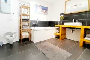 Viel Platz für Hobby oder Gewerbe - Bezugsfreies Haus mit Halle und Einliegerwohnung – Germersheim (Kreis) – Vorschaubild 12