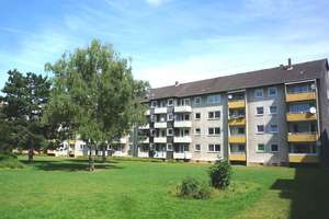 Möhlkamp 50, 3 R - Familienfreundliche 4-Zimmer-Wohnung mit Loggia und viel Stauraum! WBS notwendig!