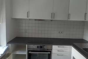 Niedliche 1-Raum-DG-Wohnung mit EBK und Tiefgaragen-Stellplatz* in Sudenburg sucht neuen Mieter/in! – St.-Michael-Straße 49, 39112 Sudenburg, Magdeburg – Vorschaubild 2