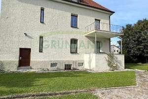 *Anspruchsvolle Familienvilla mit Einliegerwohnung unweit vom Zentrum!* – Die vollständige Adresse der Immobilie erhältst du vom Anbieter., 84034 West, Landshut – Vorschaubild 12
