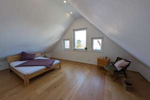 schöne große Maisonette Wohnung in Stuttgart – Die vollständige Adresse der Immobilie erhältst du vom Anbieter., 70329 Obertürkheim (Ortsteil), Stuttgart – Vorschaubild 13