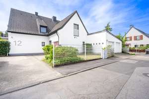 Freistehendes Einfamilienhaus in attraktiver Lage mit Pool, Sauna & Doppelgarage – Die vollständige Adresse der Immobilie erhältst du vom Anbieter., 41199 Odenkirchen-Mitte, Mönchengladbach – Vorschaubild 9