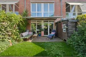 Ihr Passiv‑Reihenhaus in Iserbrook – klare Architektur, hohe Effizienz. – Die vollständige Adresse der Immobilie erhältst du vom Anbieter., 22589 Iserbrook, Hamburg – Vorschaubild 1