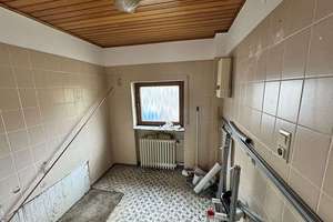 Zweifamilienhaus mit 2 Garagen und Stellplatz in zentraler Ortslage – Die vollständige Adresse der Immobilie erhältst du vom Anbieter., 55776 Ruschberg – Vorschaubild 8
