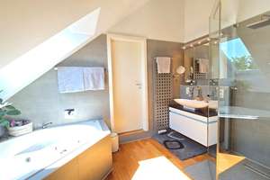 Hochwertige DG-Wohnung mit 87 m² (120 m²) in Stuttgart-Degerloch mit TG-Stellplatz und Wallbox – Die vollständige Adresse der Immobilie erhältst du vom Anbieter., 70597 Sonnenberg, Stuttgart – Vorschaubild 6