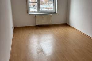 2 Raum Wohnung mit Aufzug, Stellplatz, offene Küche, EBK und Balkon in ruhiger Lage zu vermieten – Tannenstraße 17, 9113 Schloßchemnitz, Chemnitz – Vorschaubild 13