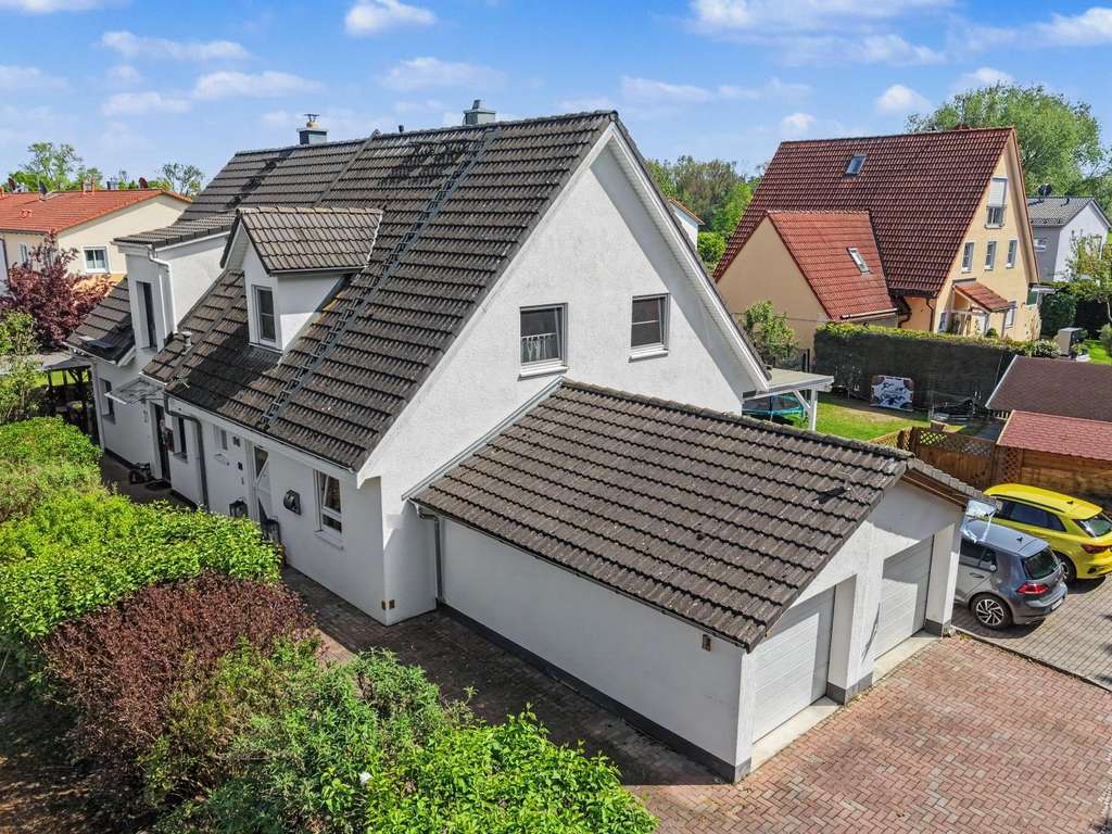 Immobilie in Hebertshausen - Familienfreundliche Doppelhaushälfte im Erbbaurecht mit Süd-Garten in Hebertshausen - Bild 0