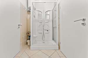 Property thumbnail 33