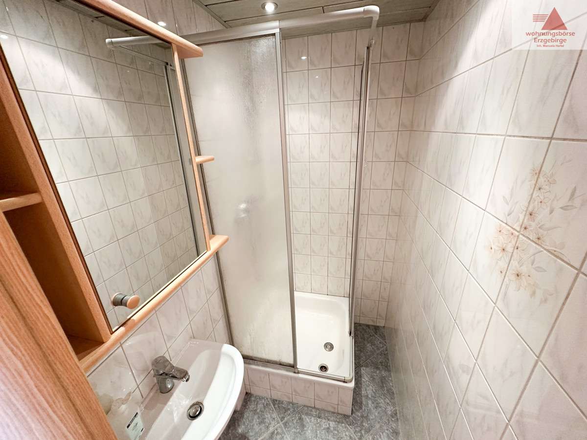 Immobilie in Lößnitz - Reihenmittelhaus in Lößnitz mit 6 Zimmern: Einfamilienhaus zentrumsnah mit Erweiterungspotential - Bild 5