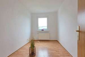 Sonnige Wohnung mit großem Balkon lädt zum Entspannen ein. – Scharnhorstring 14, 39130 Neu Olvenstedt, Magdeburg – Vorschaubild 9