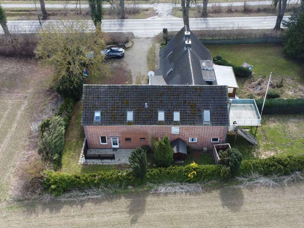 Immobilie in Schönwalde am Bungsberg - Mehrfamilienhaus mit drei mietfreien Wohneinheiten und großem Grundstück in Schönwalde zur Verfügung - Bild 4